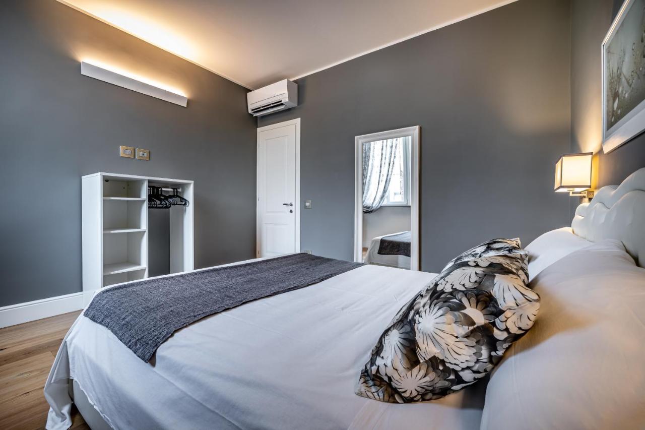 Yid Capo Di Mondo Luxury Apartment In 피렌체 외부 사진