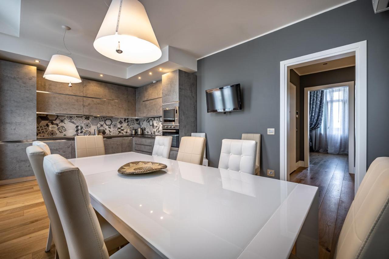 Yid Capo Di Mondo Luxury Apartment In 피렌체 외부 사진